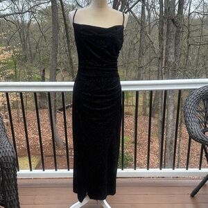 Laundry By Shelli Segal Black Midi Dress